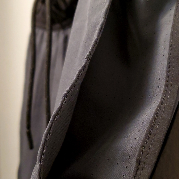 108◼️ MOTION RUNNING SHORTS - Picture 6 of 8